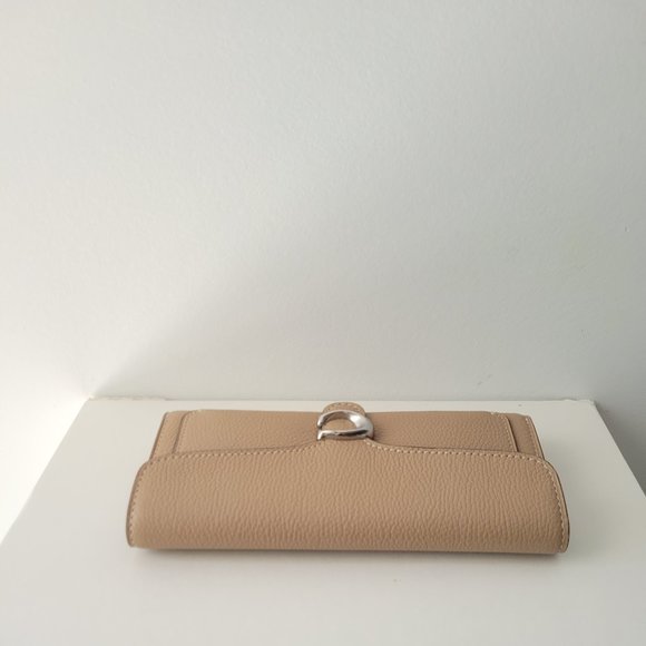 $128 *NWT* COACH Taupe LARGE Leather Wallet